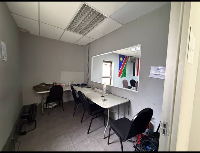 986M² BUILDING FOR SALE IN PAULSHOF